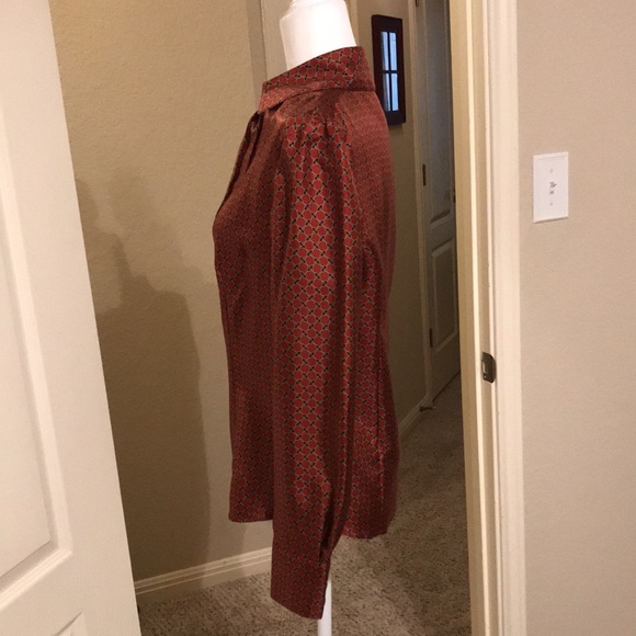 Ann Taylor -Button down Long sleeve blouse -Size 6 - Picture 2 of 13